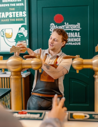 Pilsner Urquell Experience: prohlídka The Original Tour a škola čepovaní v Praze 